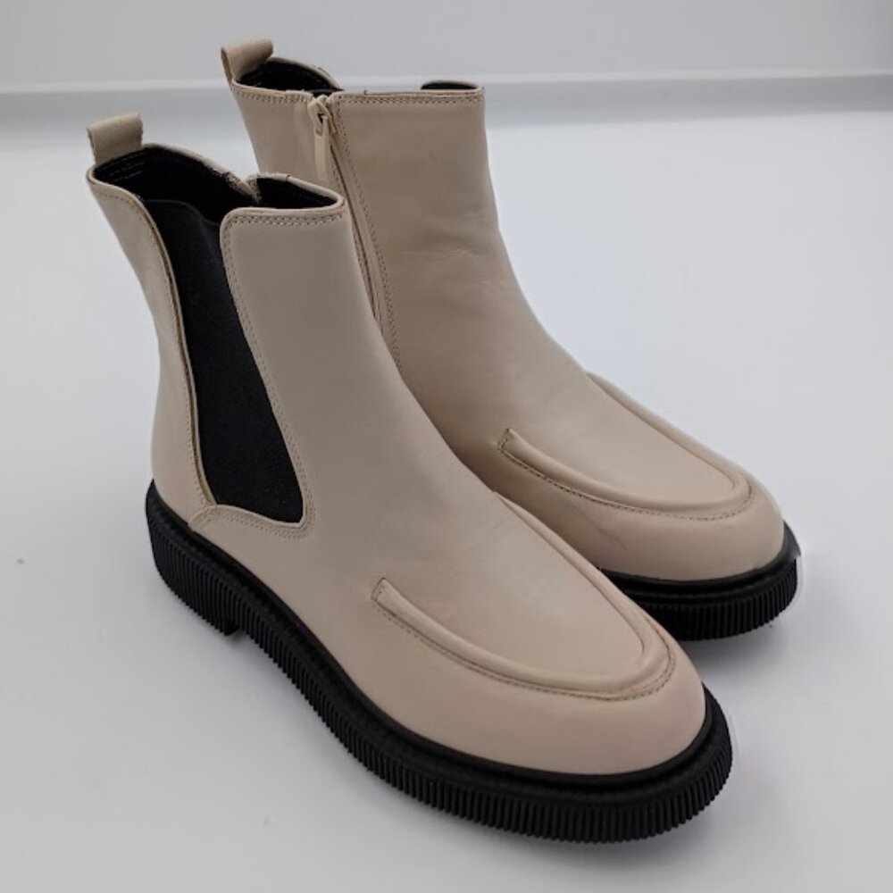 Franco Sarto Jimmie Bootie, Cream, Women's Size 6.5